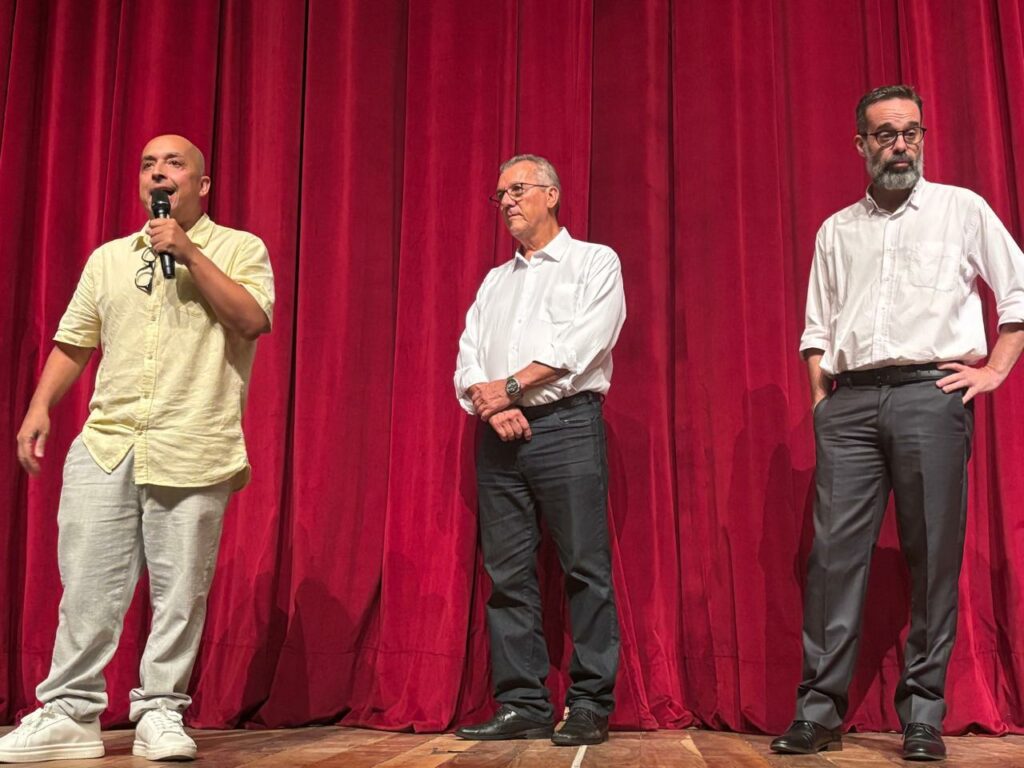 Espetáculo com Vannessa Gerbelli emociona público em Volta Redonda